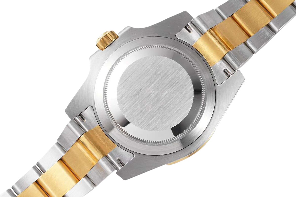 Submariner 116613LV ‘Watchvice Edition’ Hulk in Yellow Gold and Steel